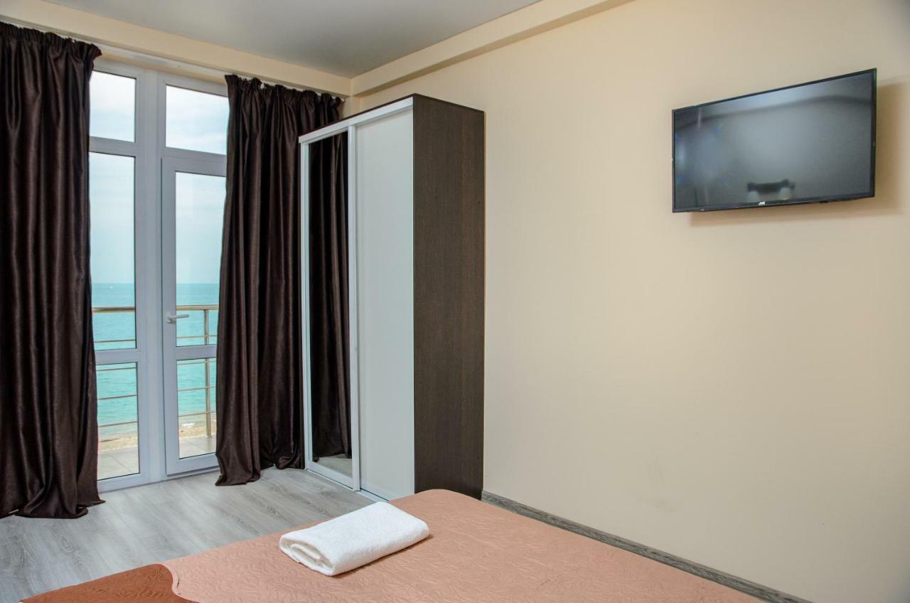 Orchidea Hotel Гагра Екстериор снимка